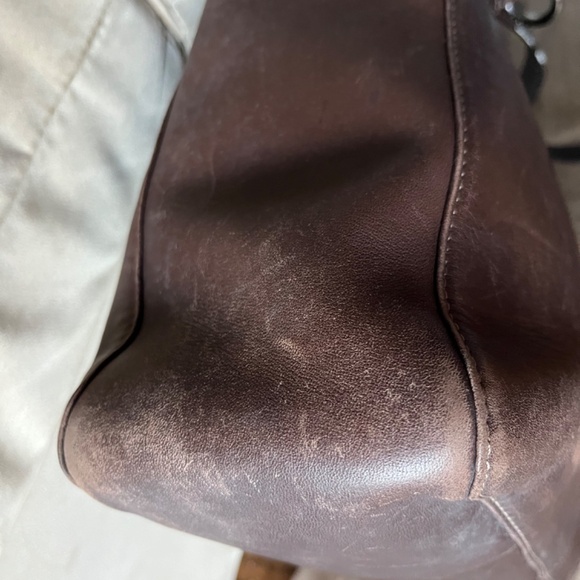 Coach Chelsea F14015 Soft Brown Leather Tote with Gold Hardware - Picture 12 of 15